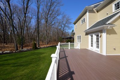 A Composite Deck is Durable and Low Maintenance!